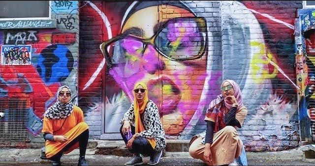Afeefah Haniff is empowering immigrant women through mural photography