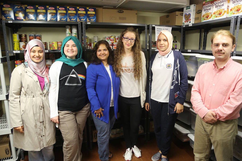 Relief agency provides Qurbani meat to Toronto shelters and food banks