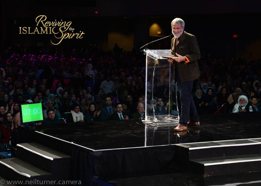 Muslims gather in Toronto for Annual RIS Convention