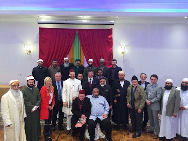 Canadian Imams Announce De-Radicalization Clinics at Annual Gala