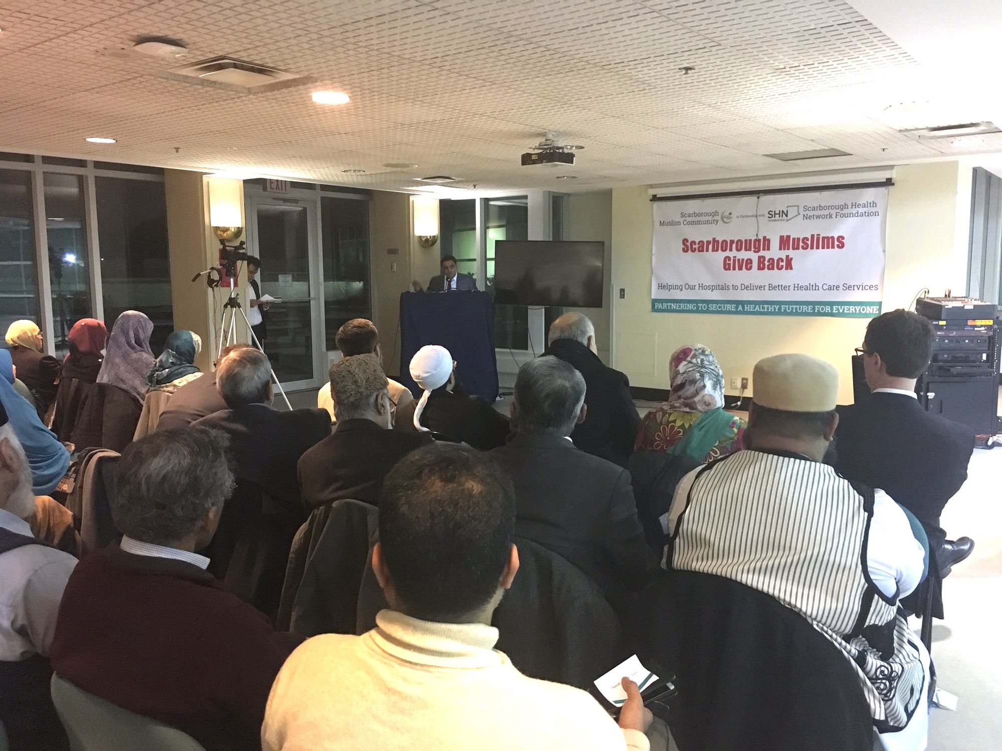 Scarborough Muslims Give Back to Hospitals