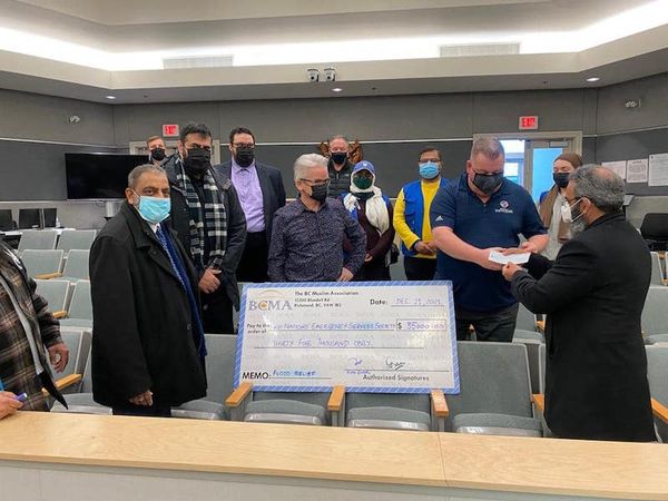 BC Muslims provide emergency flood relief  to First Nations community in province