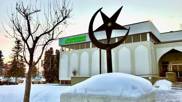Edmonton’s Al Rashid Mosque extends temporary shelter during extreme cold weather in city