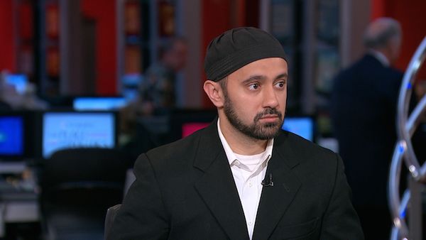 Imam Khalid Latif inspires NYU graduates