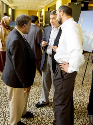 Abdalla Idris Ali (L) of ISNA with Mohammed Jalaluddin and Hussein Siddiqui of Ansar Financial
